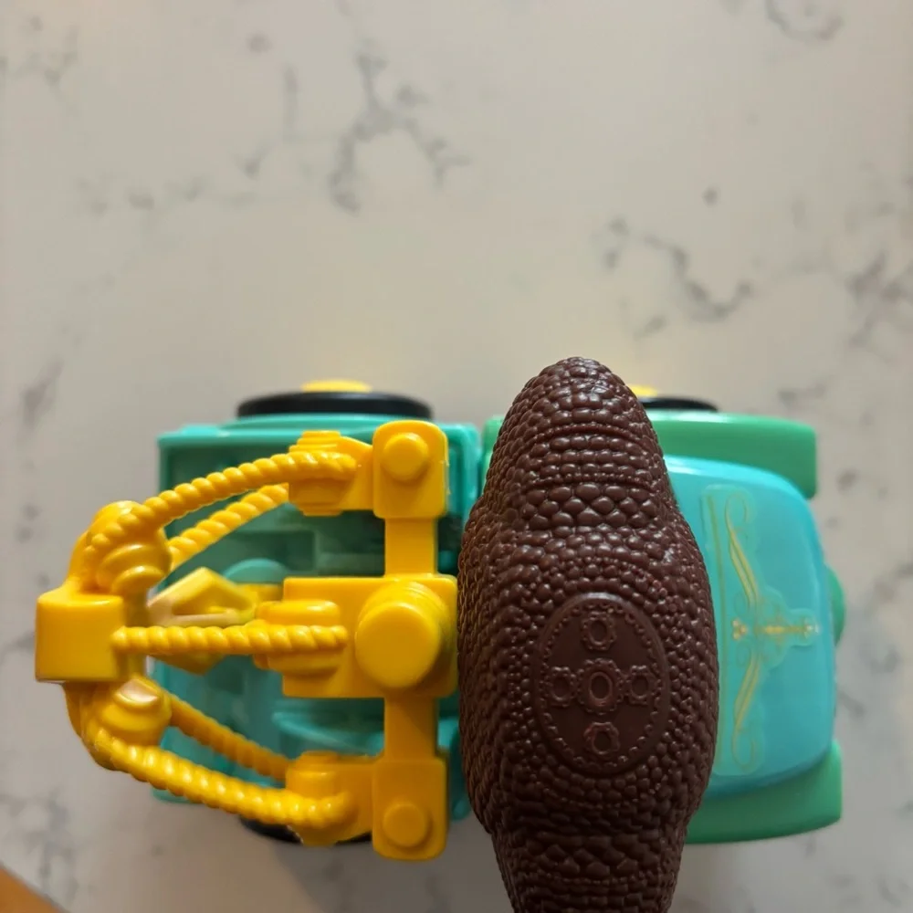 Disney Pixar Cars Matador Mater Shake n Go Sound works - Picture 7 of 8